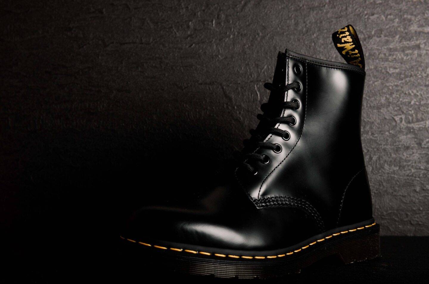 black dr martens